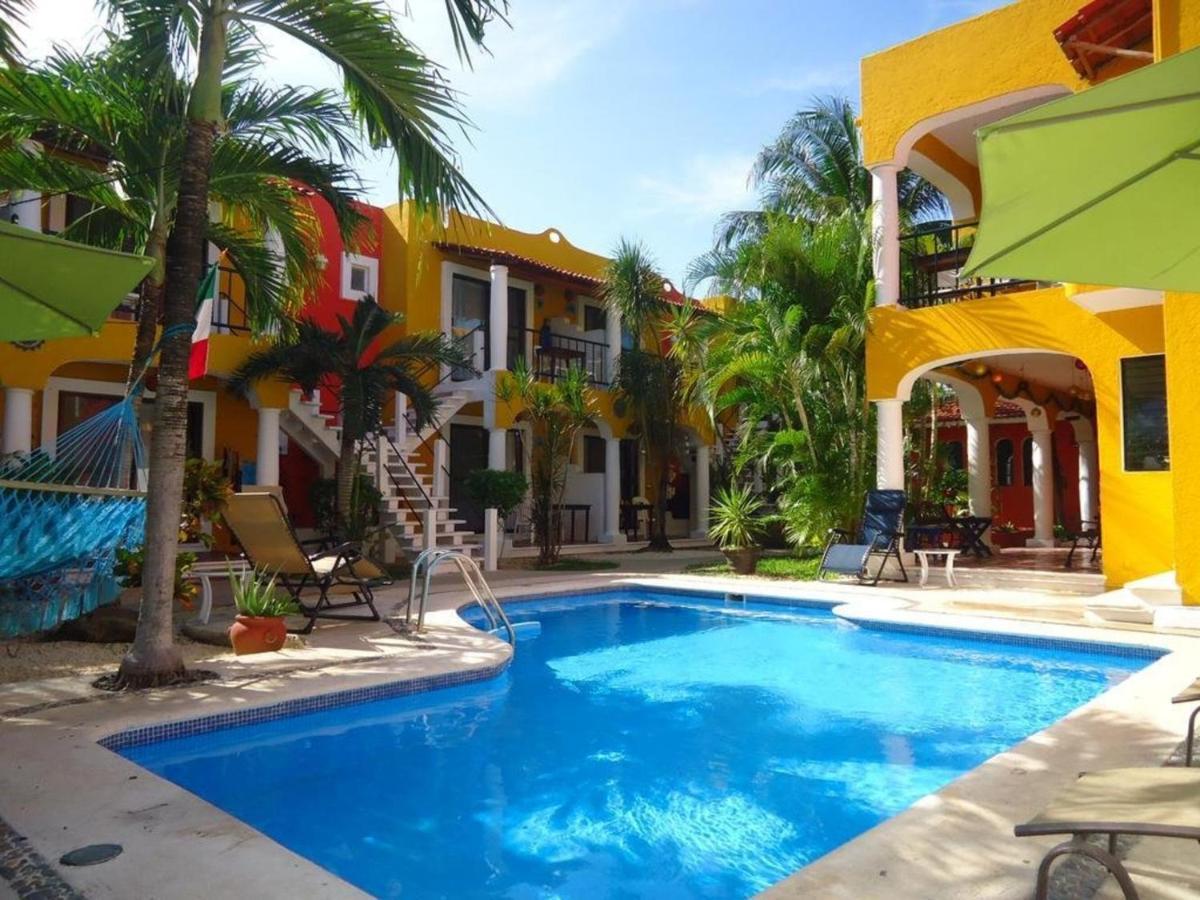 Hotel Acuario Playa Del Carmen Exterior photo