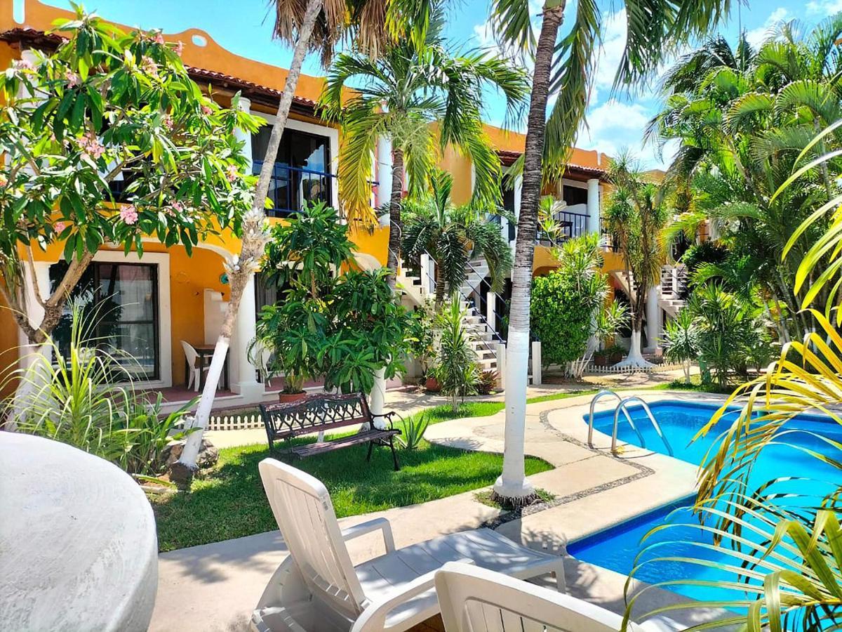 Hotel Acuario Playa Del Carmen Exterior photo