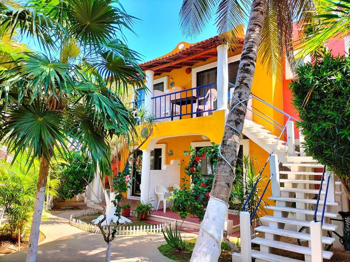 Hotel Acuario Playa Del Carmen Exterior photo