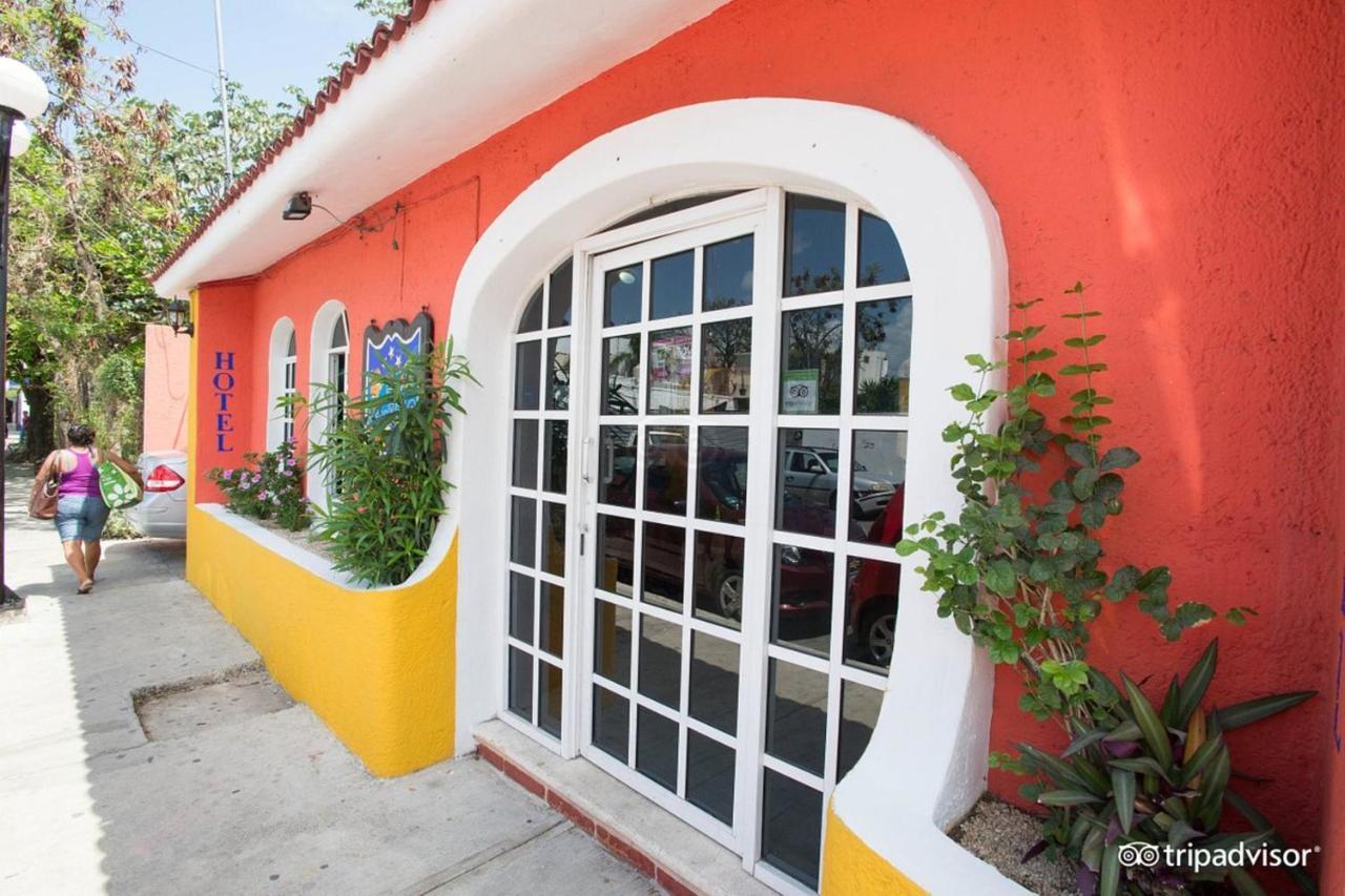 Hotel Acuario Playa Del Carmen Exterior photo